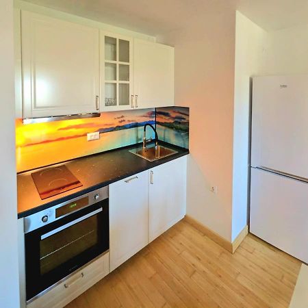 City Apartment Omis Bagian luar foto